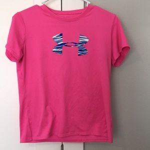 Loose Under Armour T-shirt